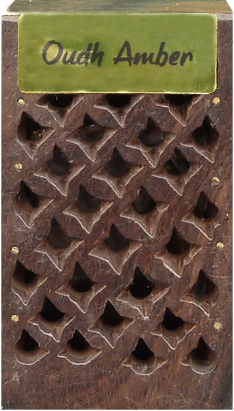 Scatola di legno contenente 5 g di amber oudh X3