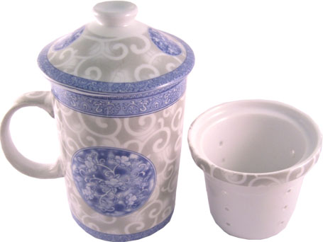 Tazza in porcellana cinese con fiori blu