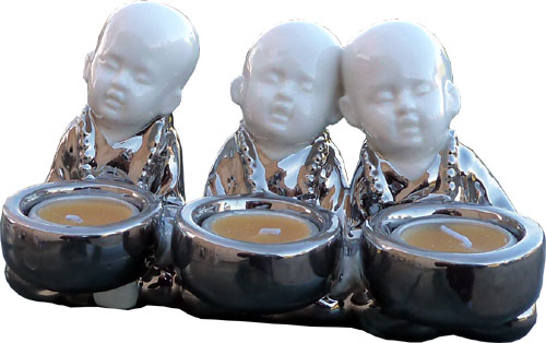 Candelabro 3 monaci seduti in ceramica da 20 cm