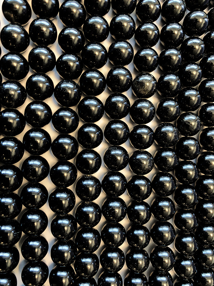 Perline di nere ossidiana A da 10mm su filo da 40cm