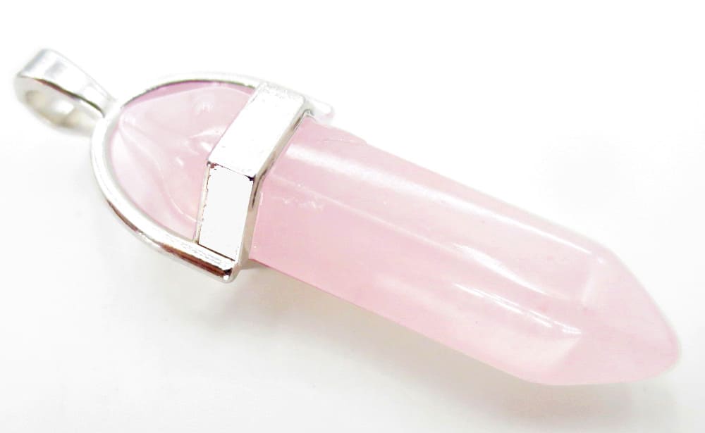 Ciondolo conico al quarzo rosa e metallo