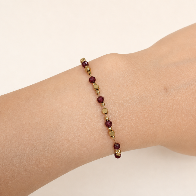Bracciale Energia in Granato AA – Perline Dorate