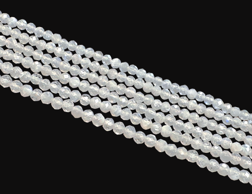 Perline sfaccettate di pietra di luna bianca AA da 3 mm su filo da 40 cm