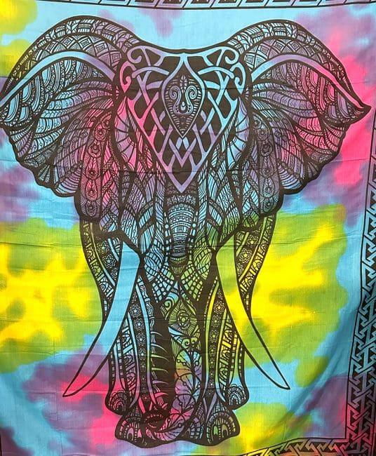 incenso ad Arazzo con elefante rosa turchese verde|it