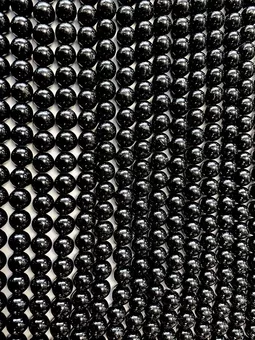 Filo di Perle Rotonde in Tormalina Nera A 10mm