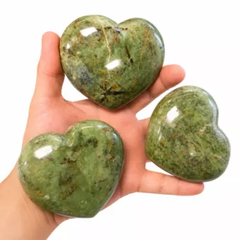 Set di 3 cuori in serpentino lucidato, 1,044 kg