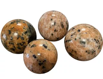 4 sfere di calcite arancione lucido 2.129 kg
