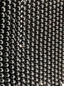 Filo di Perle Rotonde in Ematite A 4 mm