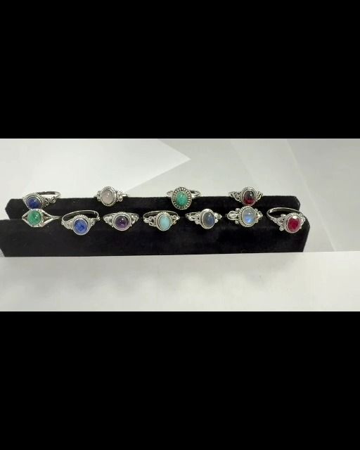 Anello in argento 925 con zaffiro blu sfaccettato AA T54