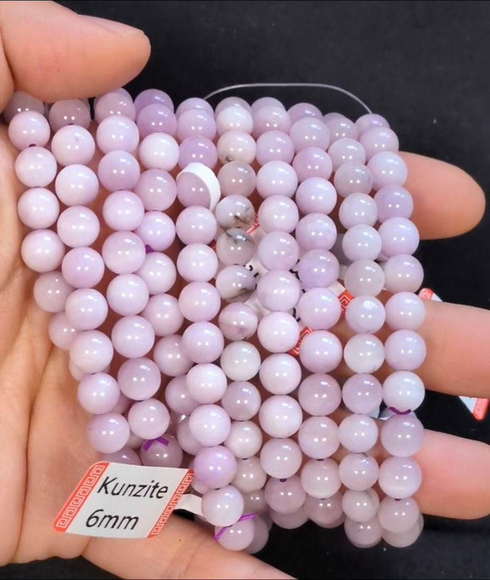 Bracciale in kunzite con perle da 6,5-7,5 mm