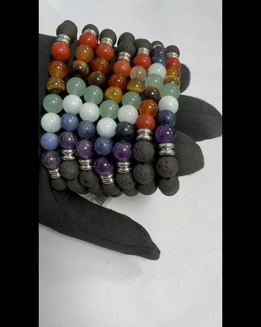 Bracciale in pietra lavica 7 Chakra Perline 8mm