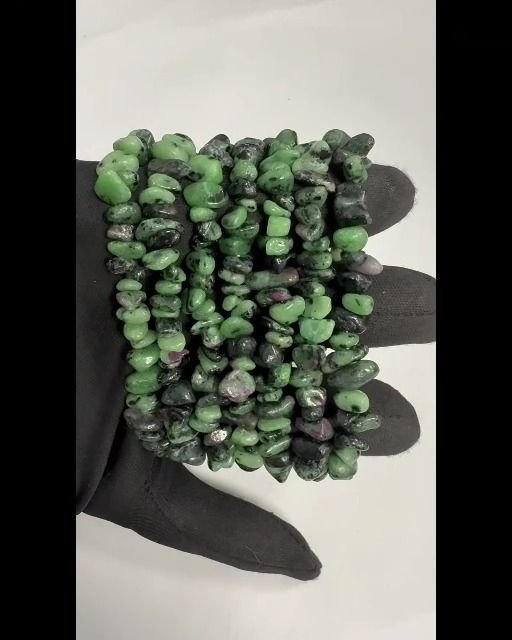 Bracciale in zoisite rubino A+ chips 5-8mm 18cm
