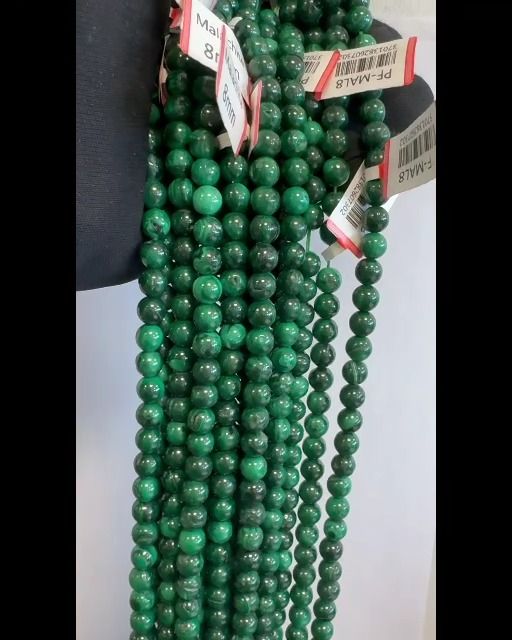 Perle di malachite 7-8 mm su filo da 40 cm