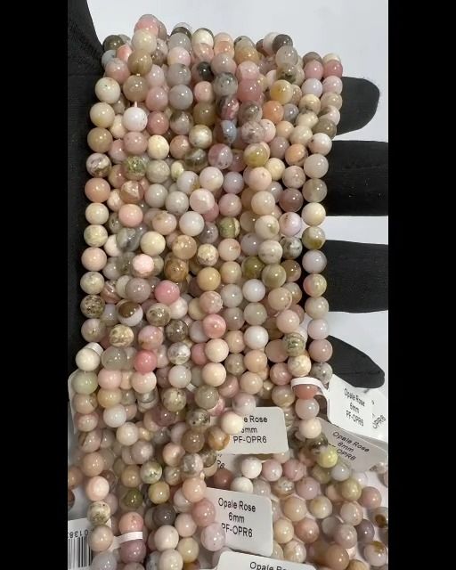Perle di opale rosa da 6 mm su filo da 40 cm