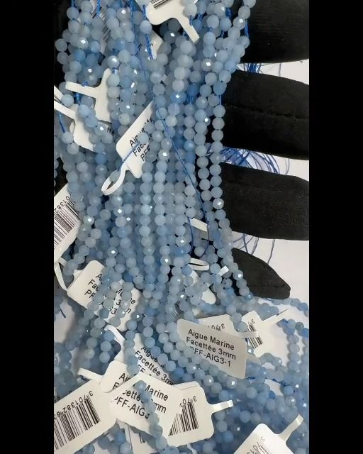 Perline A sfaccettate di acquamarina da 3mm su filo da 40 cm